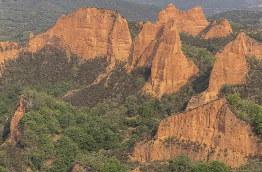León 056 - las Médulas - monumento natural de las Médulas.jpg